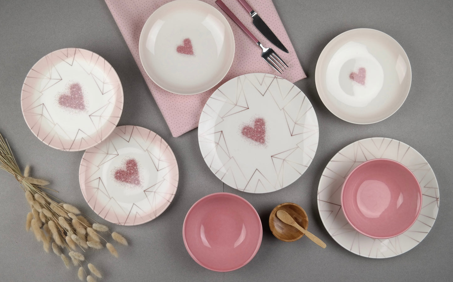 Chic Rosy Heart - 24 pieces - 31112
