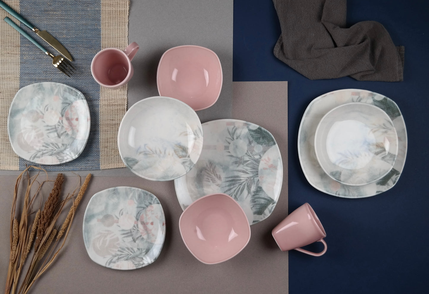 Piazza Blush Mist – 30 Pieces – 31121
