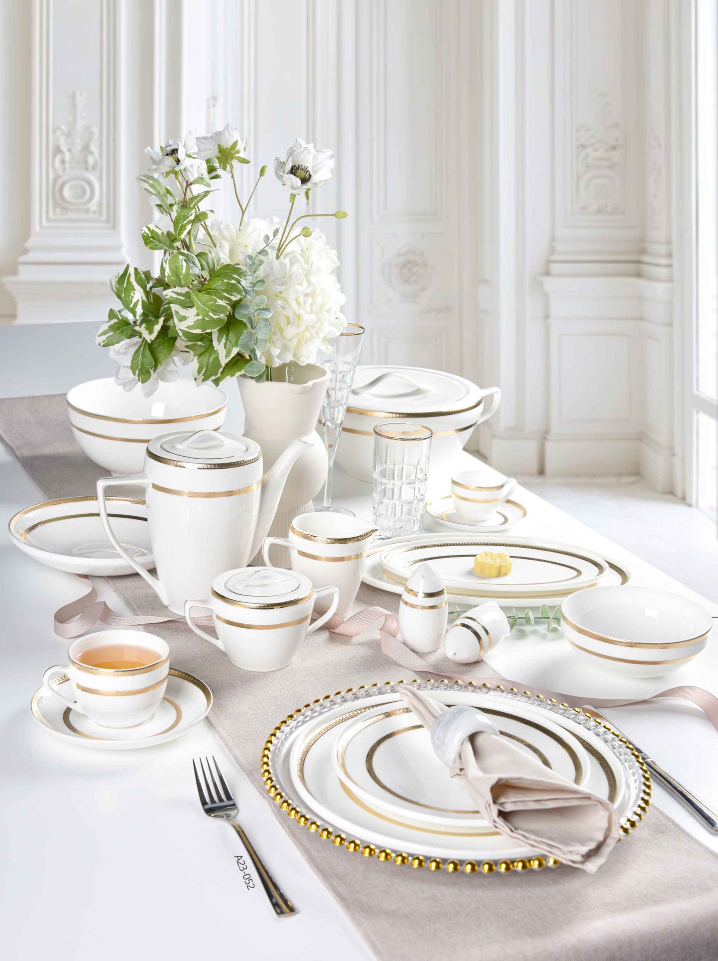 ROYAL ELEGANCE - 60 PIECE DINNER SET FOR 6 PEOPLE - FREYA - A23-052