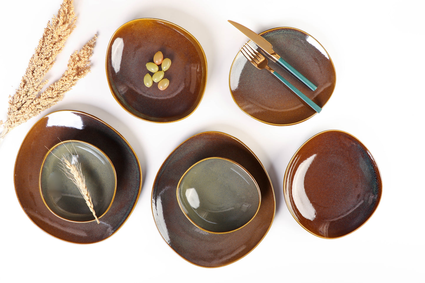 Reactive Glaze Brown Dinner - 24 pieces - R40