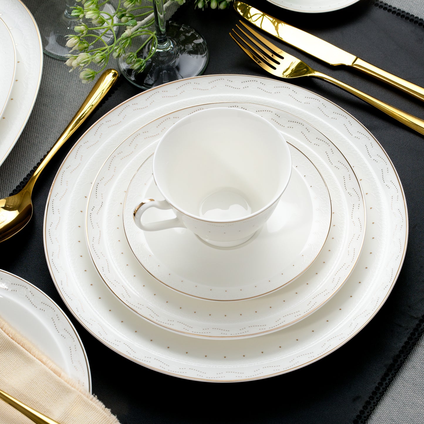 RAYAN BONE PEARL – WEDDINGSET – 60 PIECES – WDY240802-0