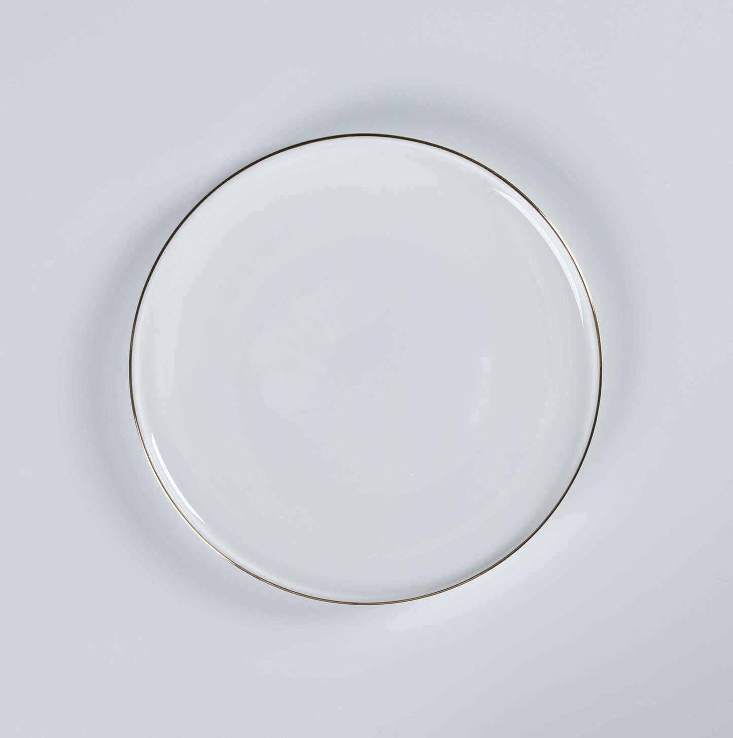 REGAL FINE DINING SET - 60 PIECE DINNER SET FOR 6 PEOPLE - FREYA - GOLD.